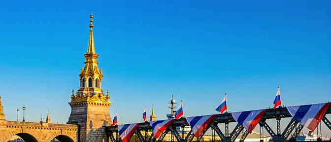 Морская слава Петербурга: как Северная столица отметила День ВМФ