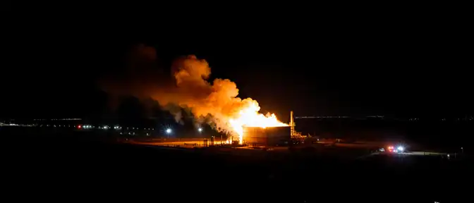 Огонь на НПЗ: в Комсомольске-на-Амуре ликвидировали возгорание в цеху