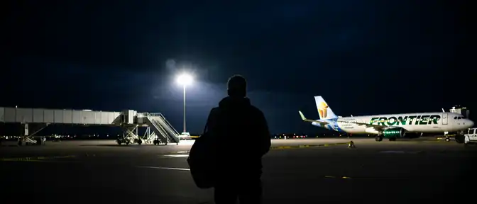 Угроза в небе над Техасом: пассажир рейса Frontier Airlines оказался источником паники в аэропорту Хьюстона