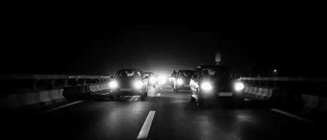 Ночная пауза на Крымском мосту: движение снова приостановлено