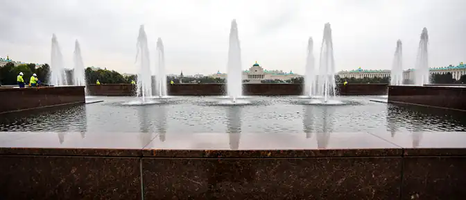 Подготовка к празднику: на Поклонной горе обновят знаменитые фонтаны