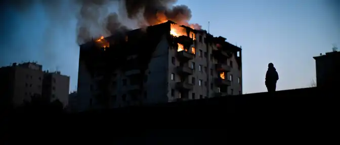 Пожар в жилом секторе Волгограда стал следствием массированного налета беспилотников на промзоны региона
