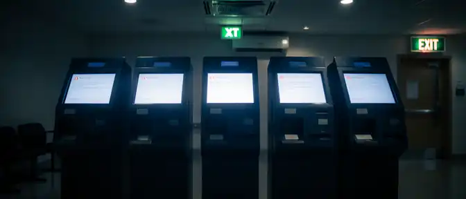 Технические сбои в работе телекоммуникационного оператора парализовали выдачу документов в Украине